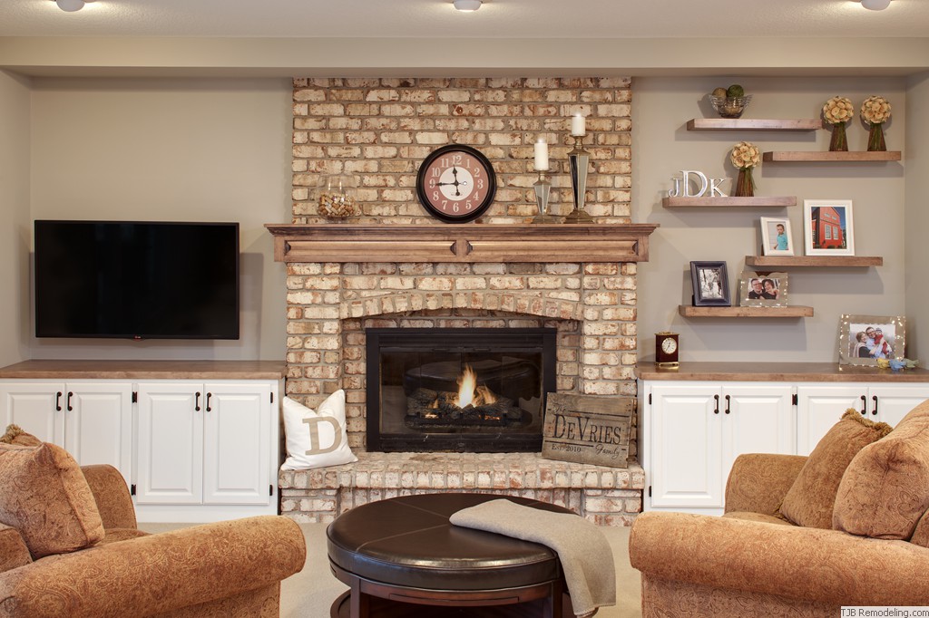 White Brick Gas Fireplace with Wood Mantle
