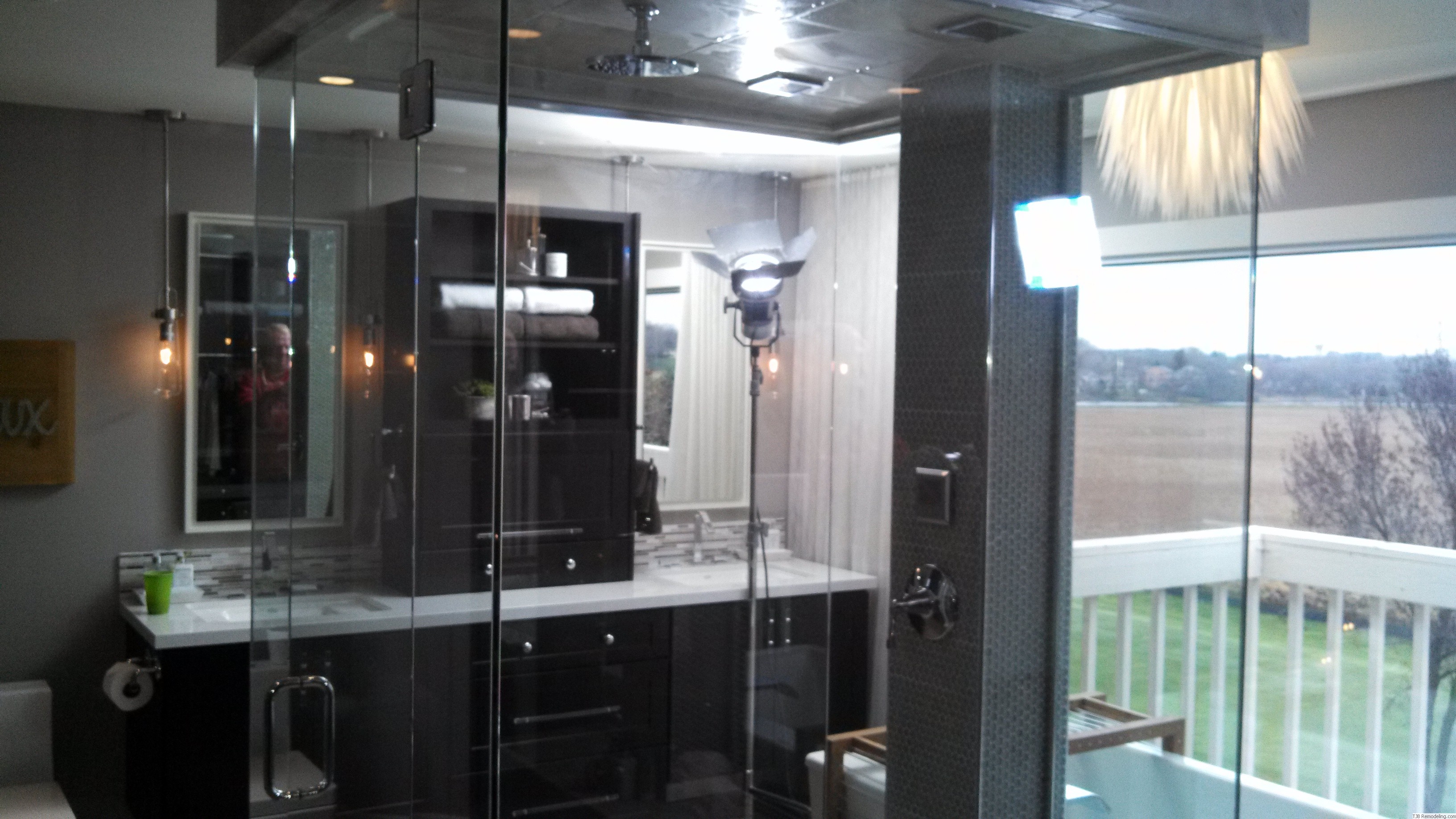Shower is Completely Enclosed in Gass