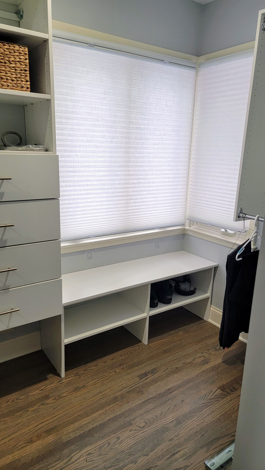 Master Ensuite Walk-In-Closet Shoe Cubby and Bench