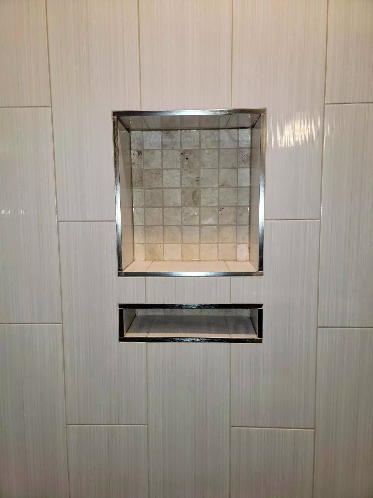 Tiled Showers with Niches