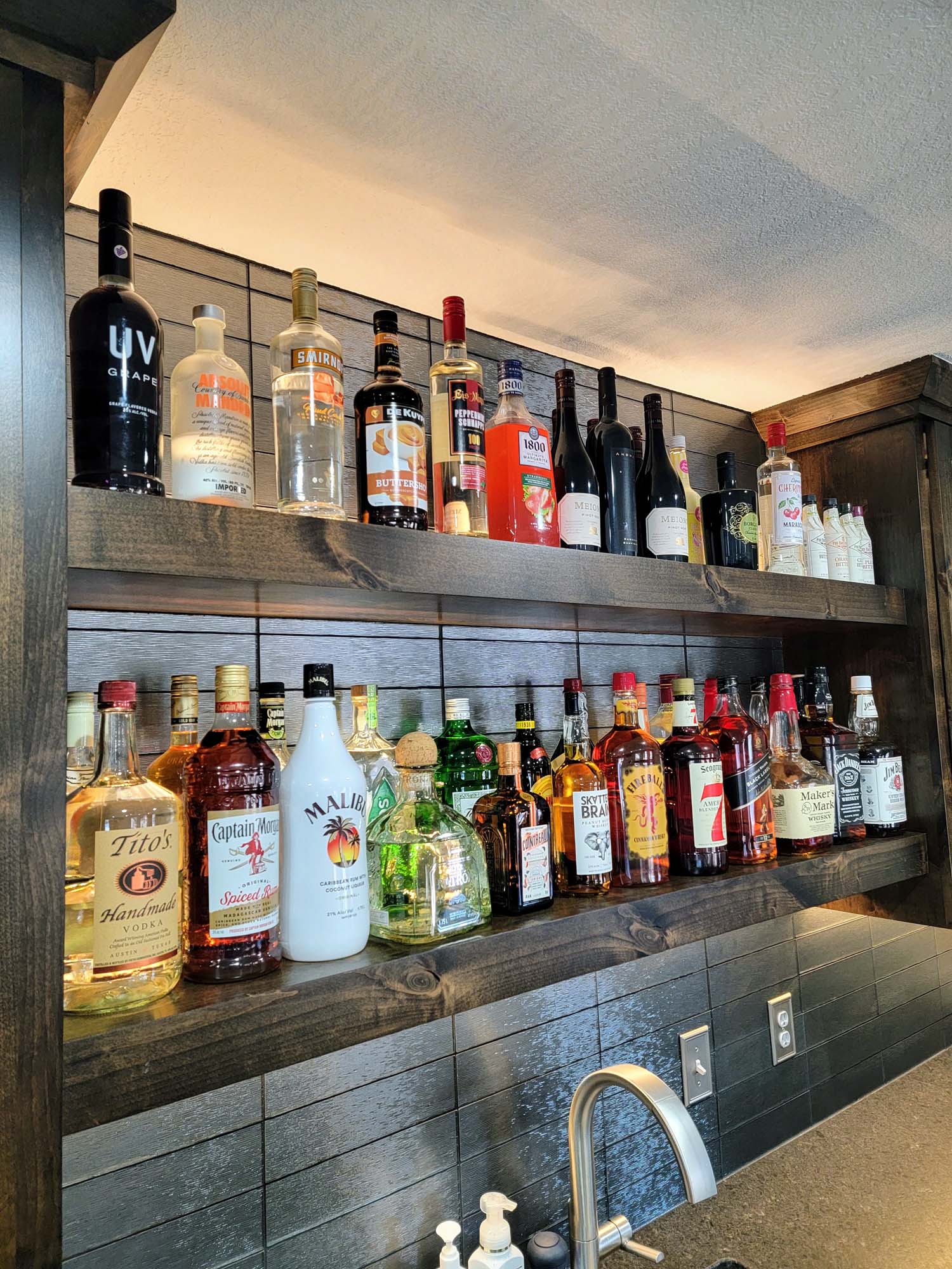 Double liquor shelf with room for all your favorites