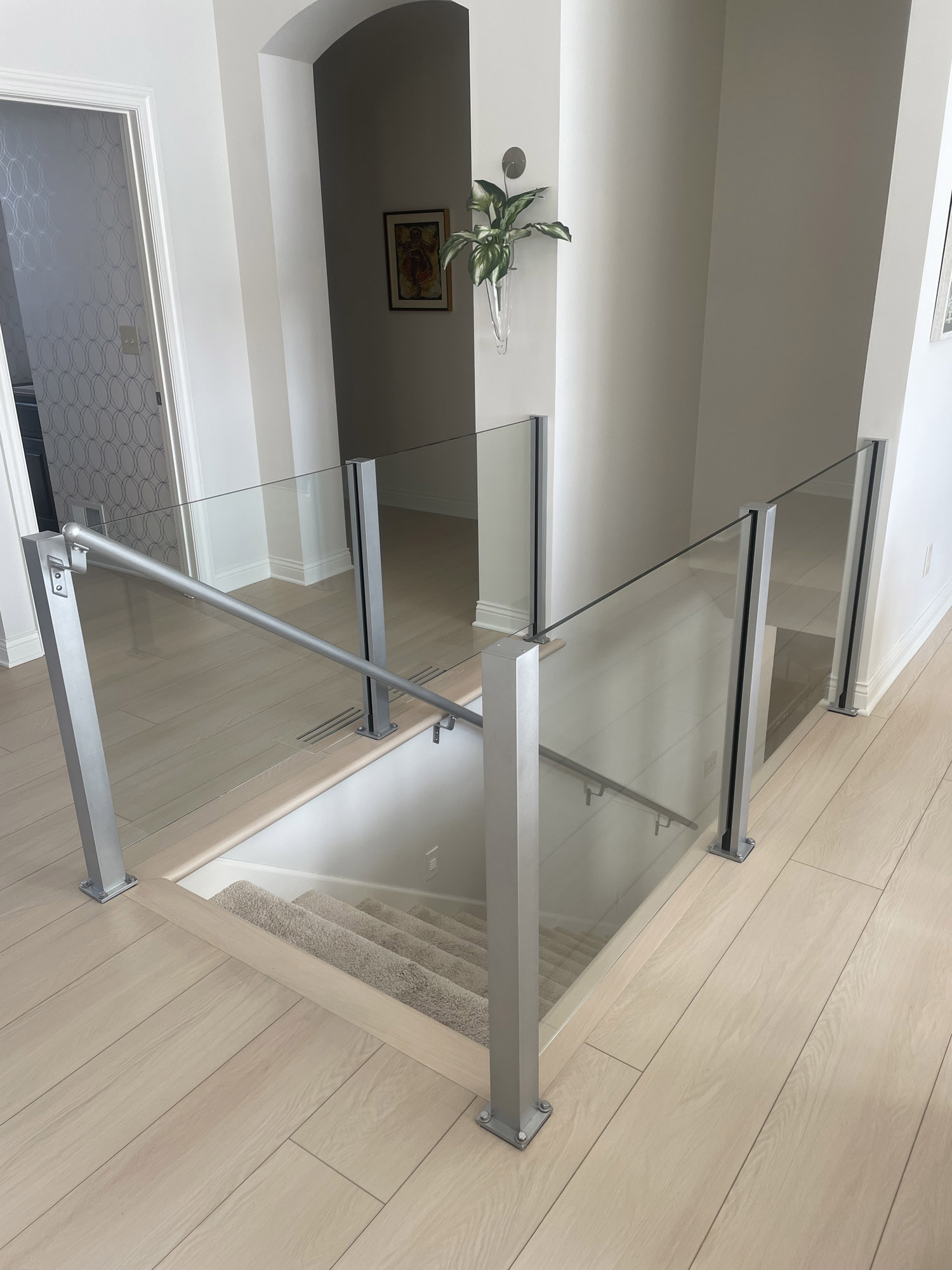 Metal and Glass Stair Case Railing