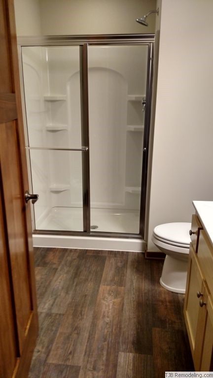 Woodwork Carried Into Bathroom